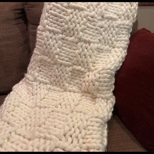 UGG Wool Chunky Thick Throw 80x48